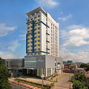 Whiz Prime Hotel Ahmad Yani Lampung